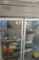 西藏拉萨因门面不做了，低价出售9成新冰箱，冷藏，冷冻，卧式，四开门，烘焙设备 