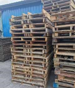 重庆出售旧木方、旧托盘、旧模板等废旧木材