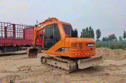 二手挖掘机出售