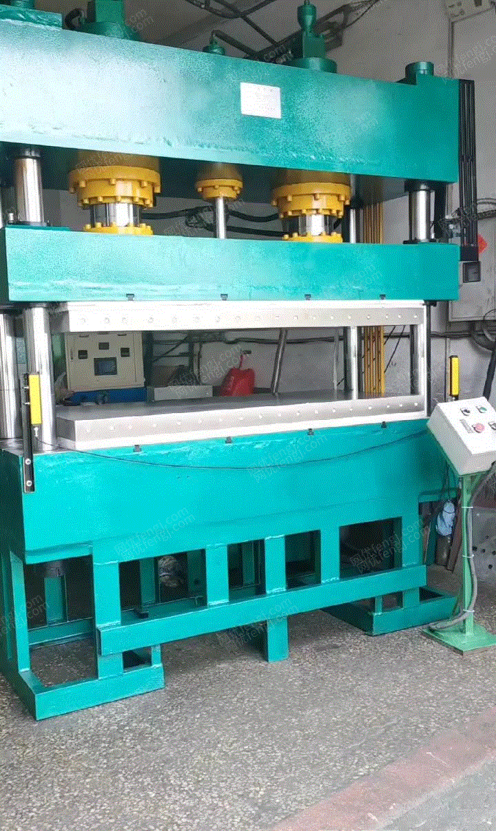 二手木工压机出售