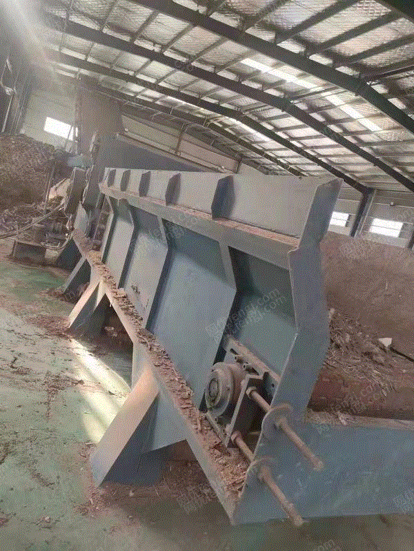Sell second-hand 1600 chain plate hammer crusher