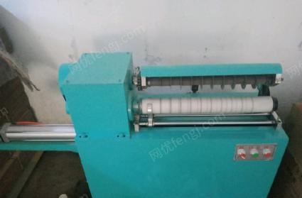新疆乌鲁木齐出售9.5新胶带分割机一套，带2只母卷