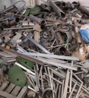 大量回收废铁 轮胎 电器 废纸箱等等
