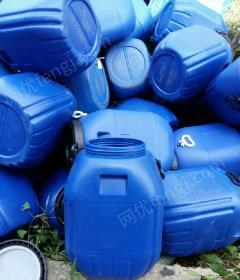 湖南岳阳库存2000个50升蓝色塑料桶涂料桶九五成新转让