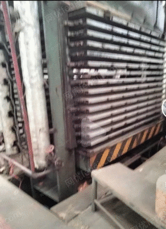 二手木工壓機(jī)出售