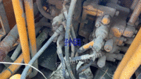 中古の掘削機を売却して長期間使用していない修理が必要、カーター320 2台日立ヒュンダイ