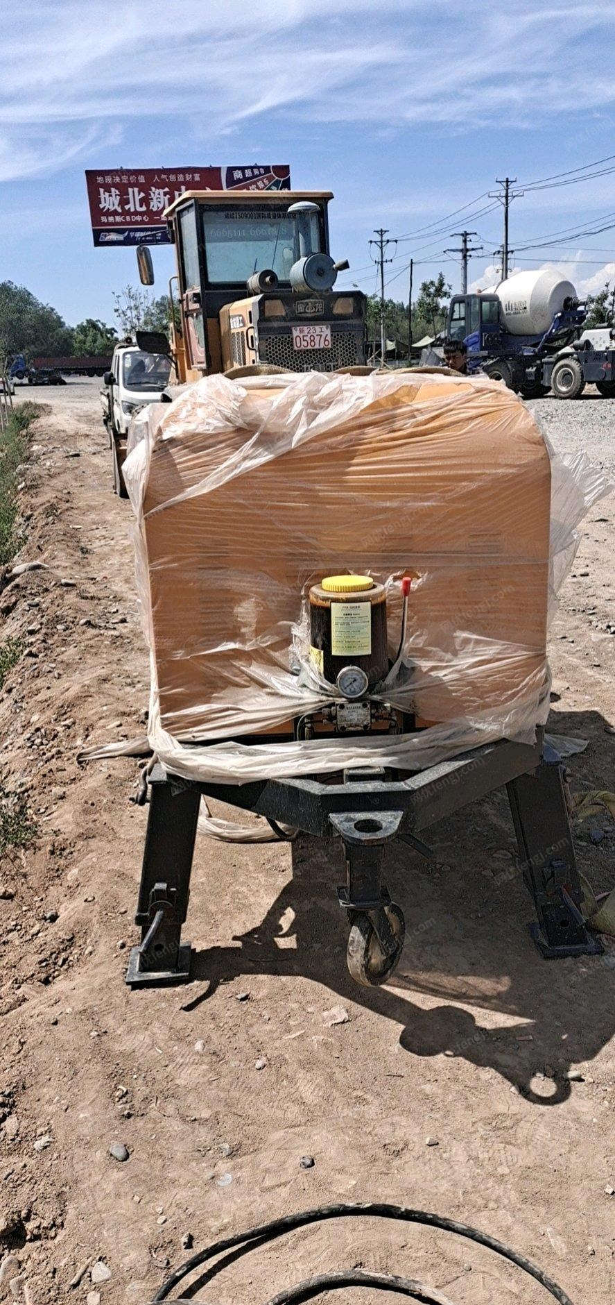 新疆乌鲁木齐转让25s混凝土输送泵，地泵，二次结构构造泵