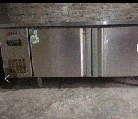 高价回收各种二手厨房设备,空调