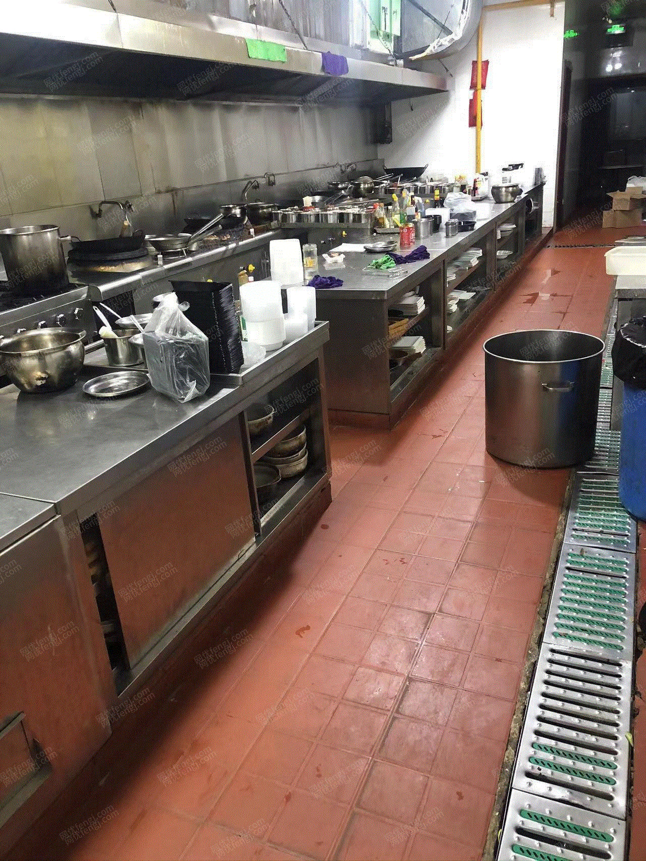 蘇州停業(yè)大小飯店所有設(shè)備回收 整體處理出售