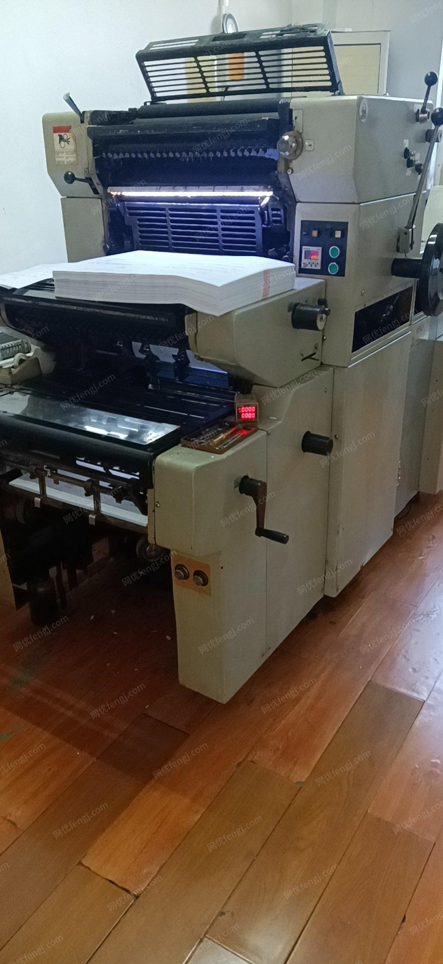 山东青岛出售切纸机！印刷机！装订机，有证生产中
