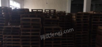 上海嘉定区处理50*70木托盘一批，有需要的联系