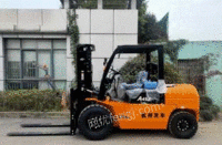浙江杭州出售13.5吨柴油叉车，有需要的联系