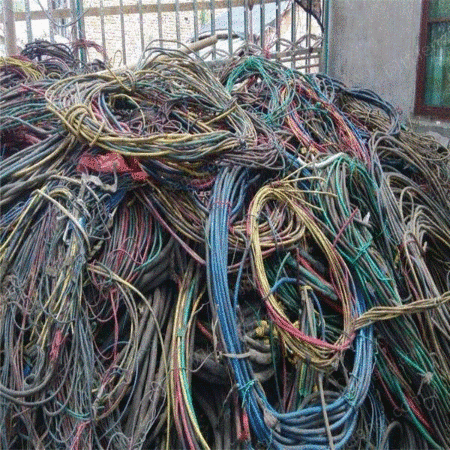 大量の電線?ケーブルを大量回収安徽省