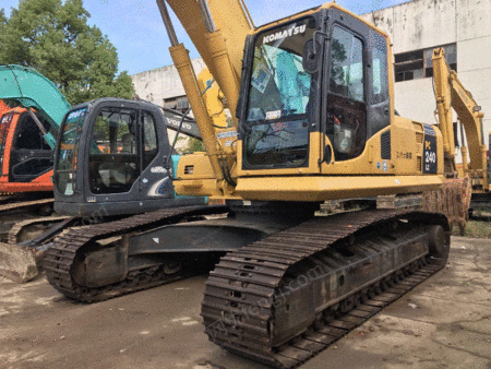 二手挖掘机出售