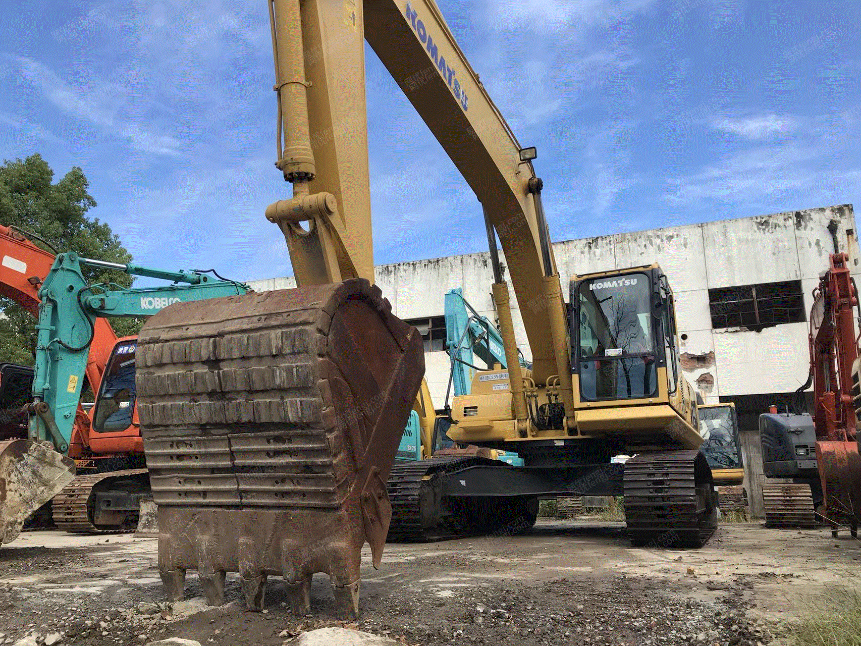 二手挖掘机回收