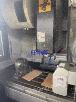 出售二手带四轴立式加工中心855一台