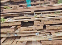 大量回收二手木托盘木材