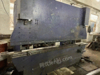 上海新力机械厂 WD67Y-100/3200 液压板料折弯机   3.2米折弯机   能折7个厚， 重量有8吨多  出售