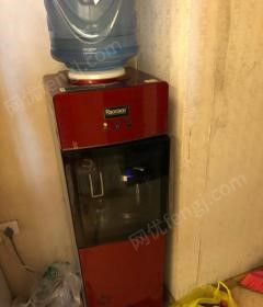 贵州贵阳8层新饮水机 茶几 电视机 洗衣机出售，全部正常使用。上门自取。