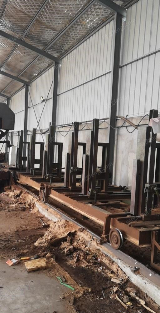 上海崇明县出售二手木工台式中林带锯机,台式带锯机2台,轨道带锯机2台,数控4.8米和6.8米料车各1套,锯沫搅龙4套