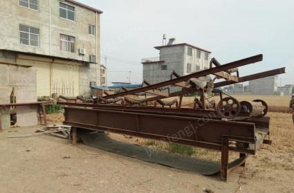 安徽阜阳现因厂地被征收，出售模板，废木料破碎机，175型号