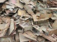 Shandong recycles a large amount of scrap iron for a long time