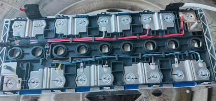 河南郑州出售锂电池57-60ah
