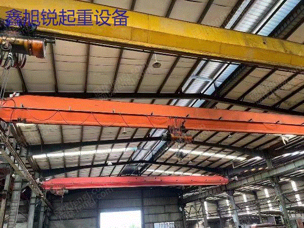 Hubei sells a batch of 5-ton and 10-ton single-beam cranes and cranes