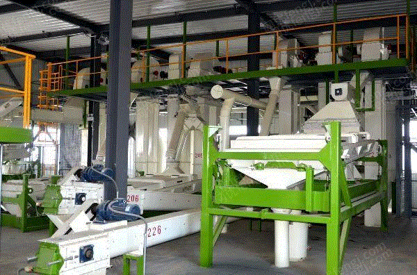 山東生物顆粒工場で中古320生産ラインを緊急購入