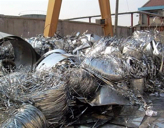 Recycling scrap metal in large quantities and at high prices for a