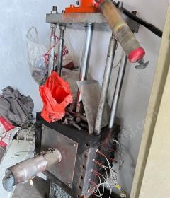 江苏南通出售液压磨头，氮化螺杆，3.3米，片料专用,买入只试过一次机