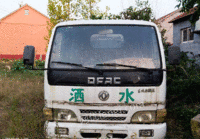 山东潍坊出售油罐车，带加油机取力器。