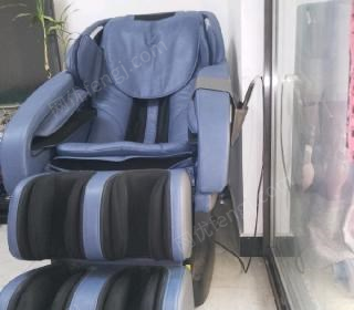 上海宝山区荣泰按摩椅出售 用了有两年左右,基本上都是新的