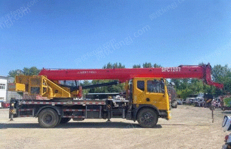 二手汽车吊/随车吊出售