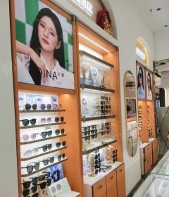 湖北武汉眼镜店撤店，低价处理二手柜台和设备