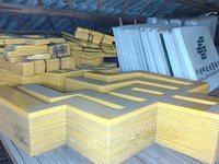 出售PMMA亚克力边角料，库存板材约30吨。