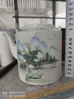 出售民国浅绛彩山水图茶壶