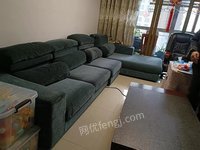 处理一套4米沙发，成色8成新以上