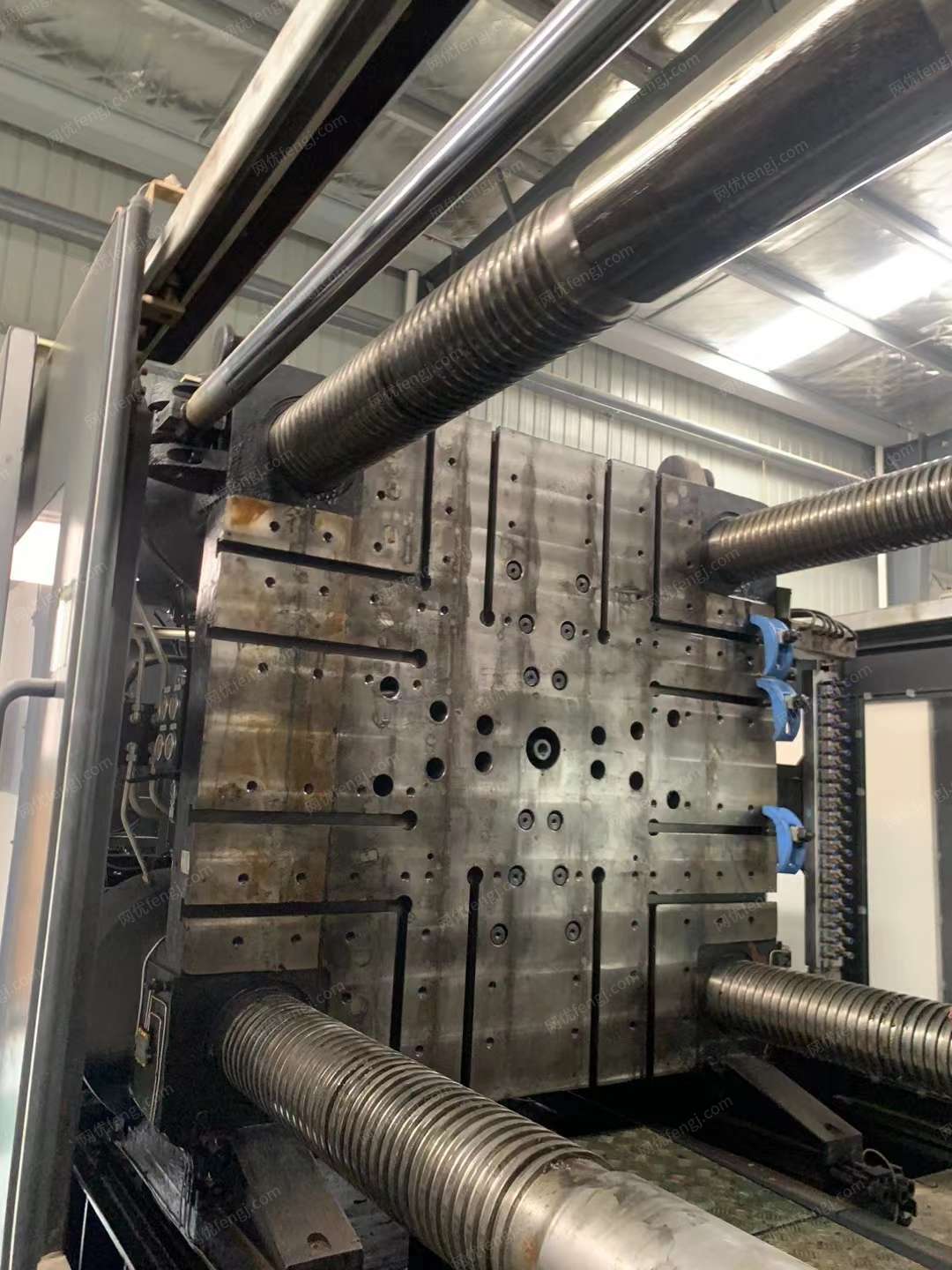 二手立式注塑机回收