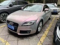 出售13年奥迪TT 2.0T 小跑车，贴膜改色 车况原版无事故