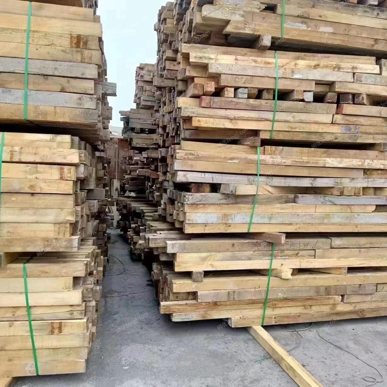 桥梁方木，建筑模板，竹胶板现货供应