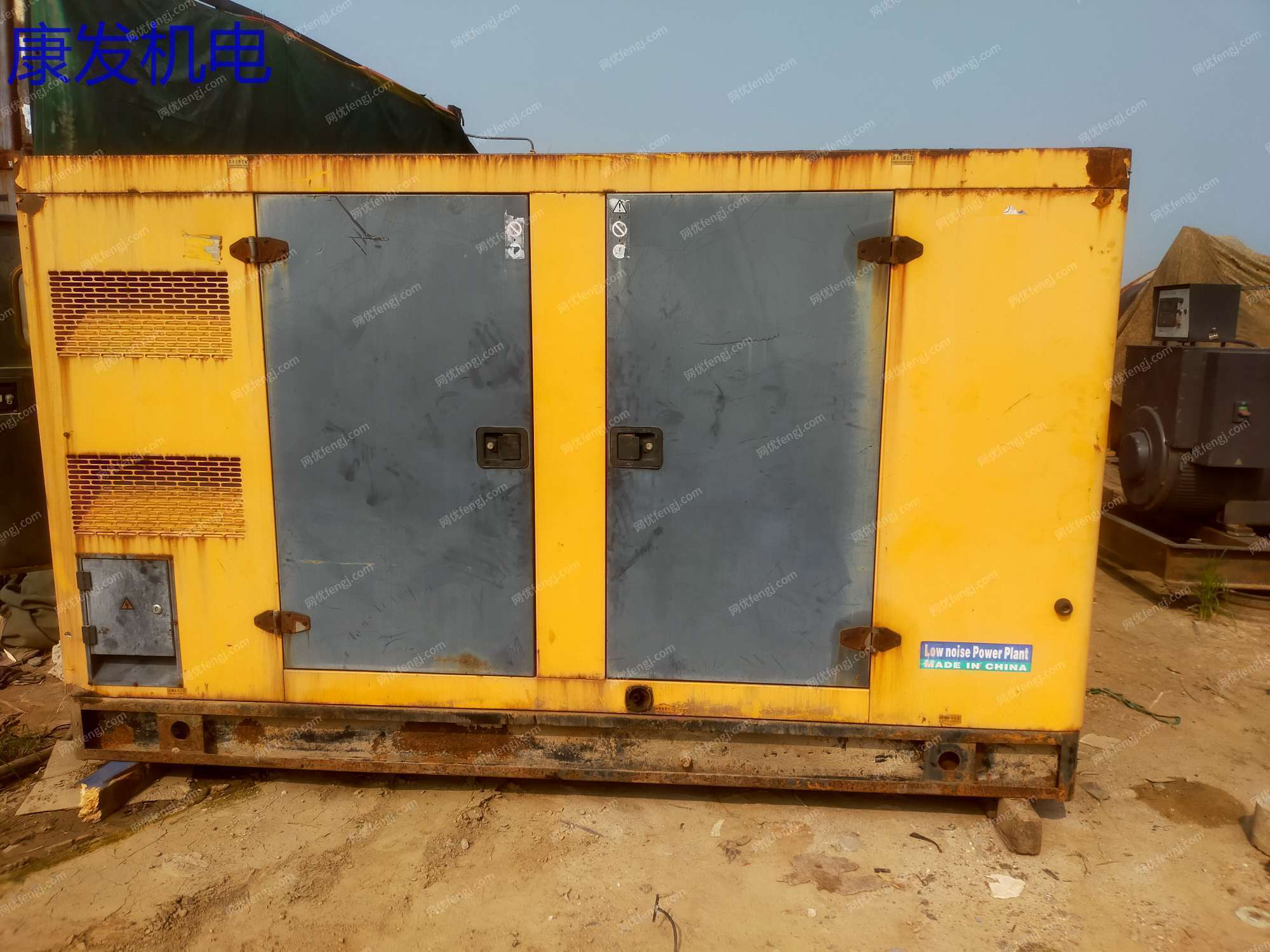 市场库存88千瓦康明斯静音发电机组
