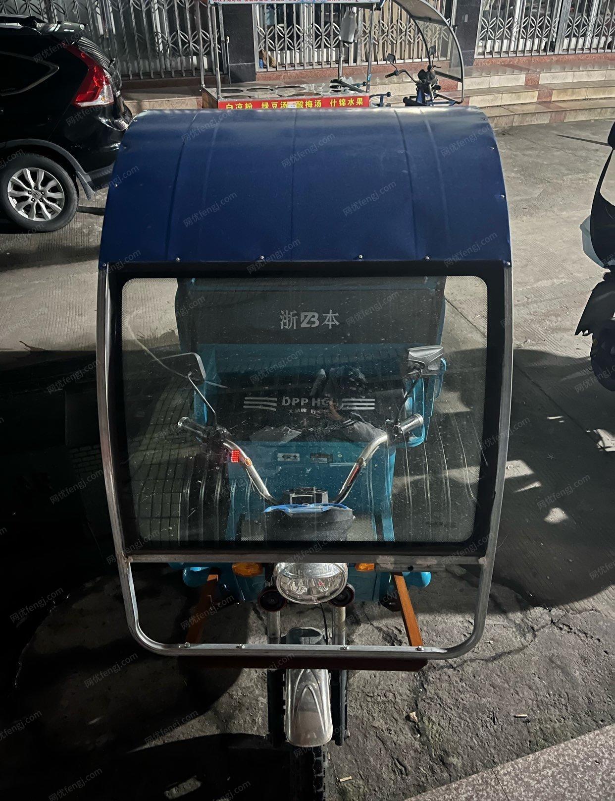 浙江温州便宜出售电动三轮车，开了三个月 95新