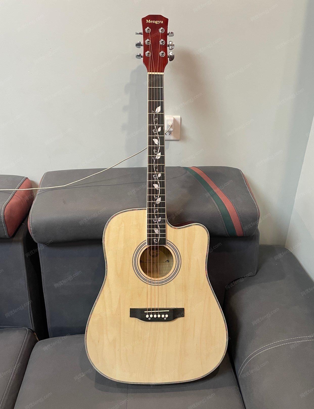 河北廊坊出售全新电箱吉他 ，41寸