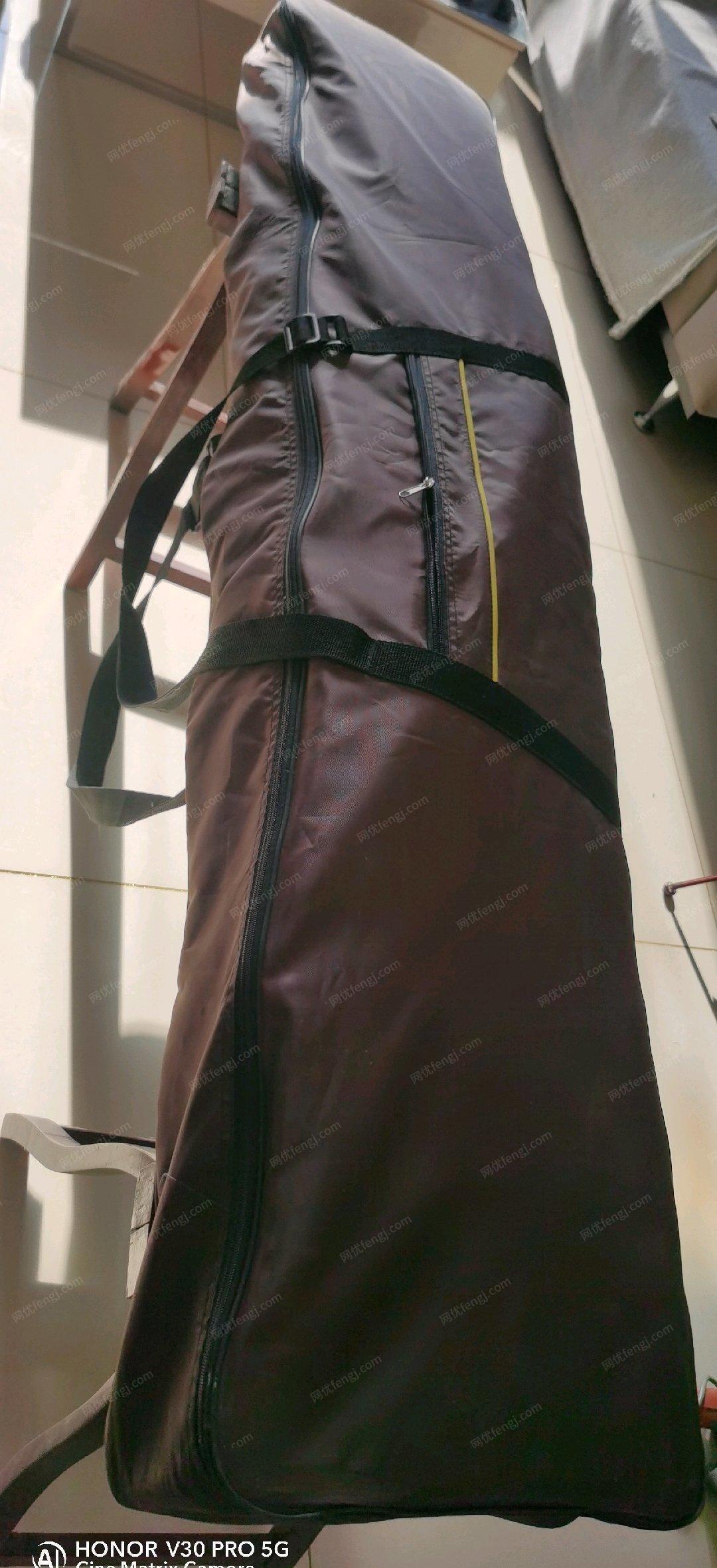 天津河西区出售古筝，自用练习，练了几次，束之高阁了！