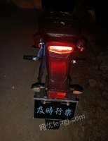 江苏泰州因本人去外地上班，三拉二3199摩托车出售
