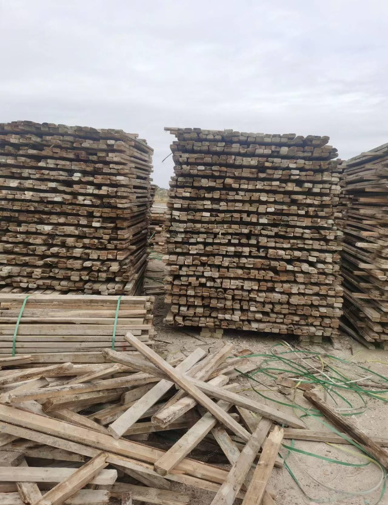 广西钦州大量方木、模板转让