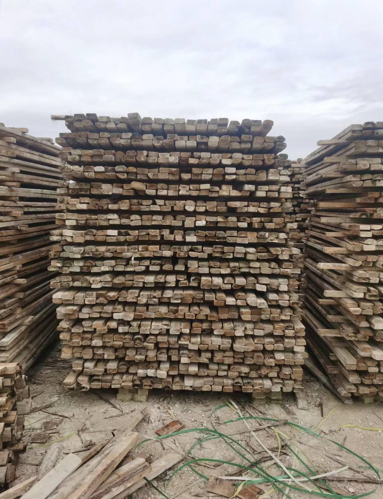 广西钦州大量方木、模板转让