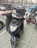 天津西青区因本人要回老家，9.5成新踏板摩托车出售