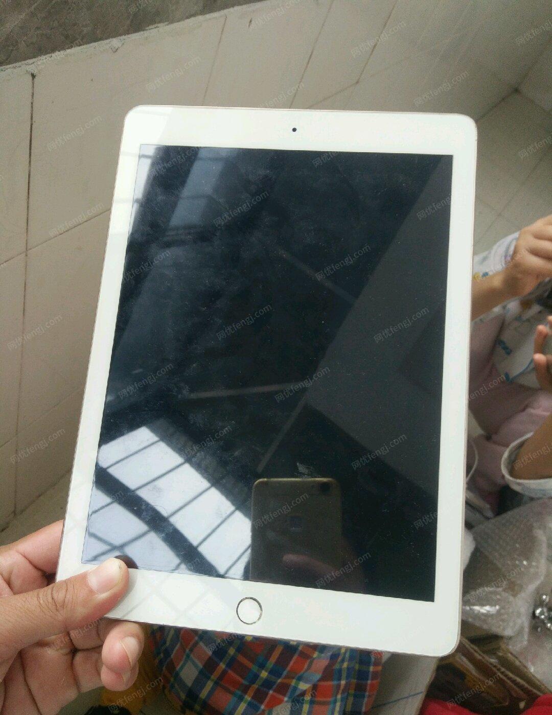 云南昆明苹果平板iPad6，16G出售